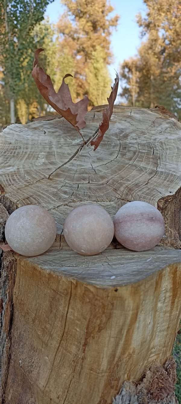 گوی ماساژ سنگ نمک