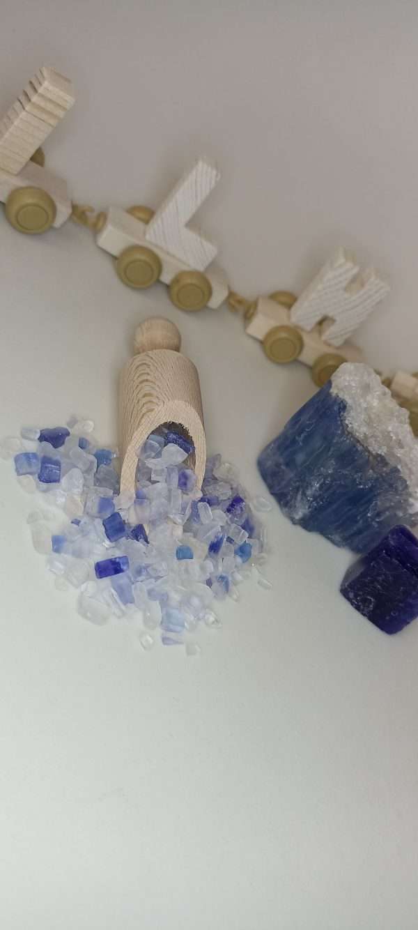 کریستال نمک آبی